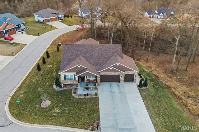 8009 TAHOE RIDGE Lane, Caseyville, IL 62232