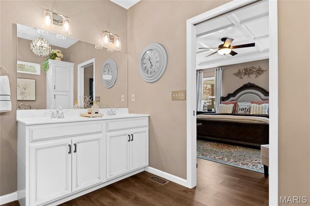 8009 TAHOE RIDGE Lane, Caseyville, IL 62232