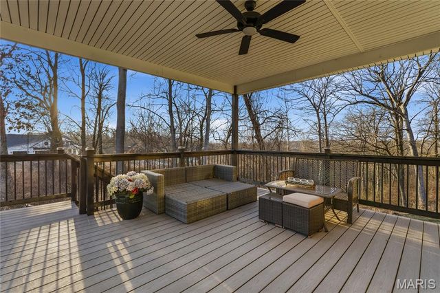 8009 TAHOE RIDGE Lane, Caseyville, IL 62232