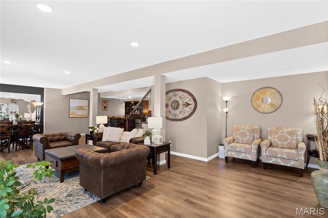 8009 TAHOE RIDGE Lane, Caseyville, IL 62232