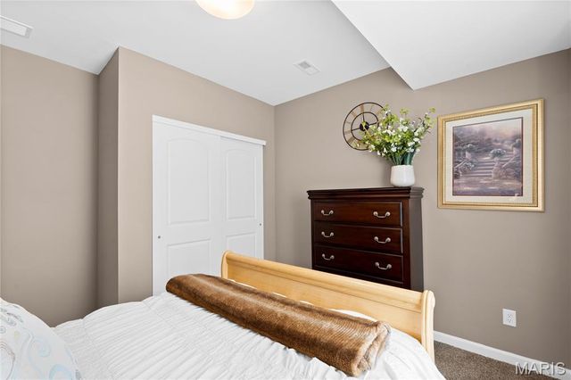 8009 TAHOE RIDGE Lane, Caseyville, IL 62232