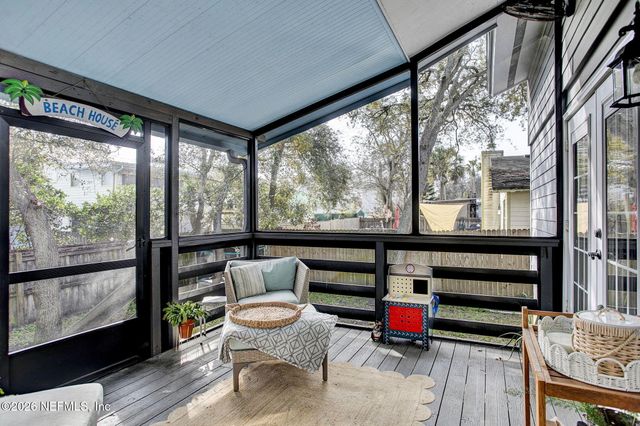 1091 13TH Street N, Jacksonville Beach, FL 32250