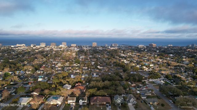 1091 13TH Street N, Jacksonville Beach, FL 32250