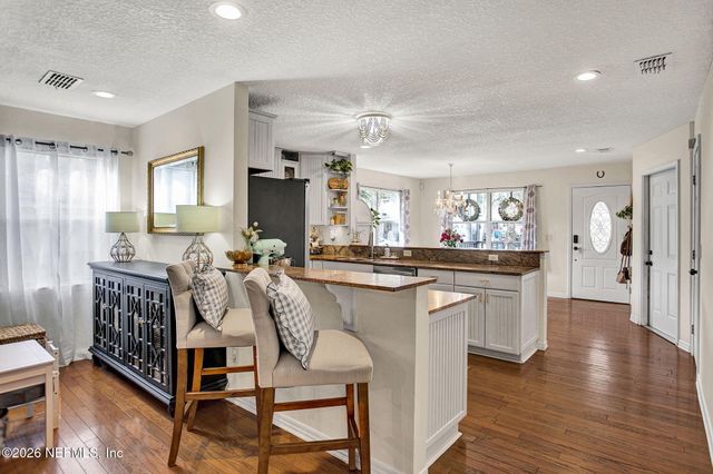 1091 13TH Street N, Jacksonville Beach, FL 32250