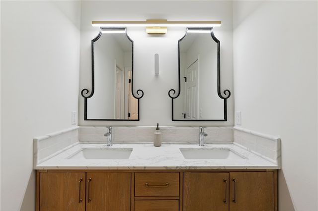 11814 Old Demere Road, St Simons Island, GA 31522