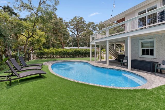 11814 Old Demere Road, St Simons Island, GA 31522