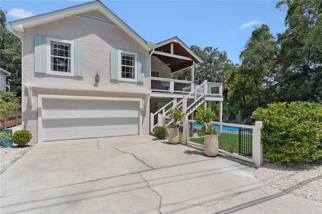 11814 Old Demere Road, St Simons Island, GA 31522