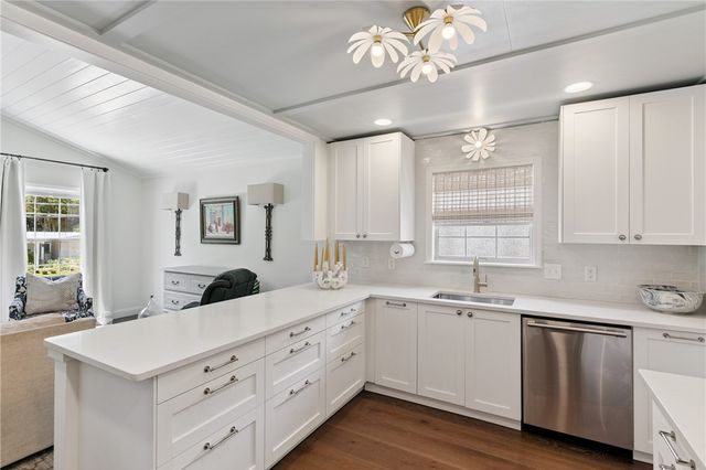 11814 Old Demere Road, St Simons Island, GA 31522