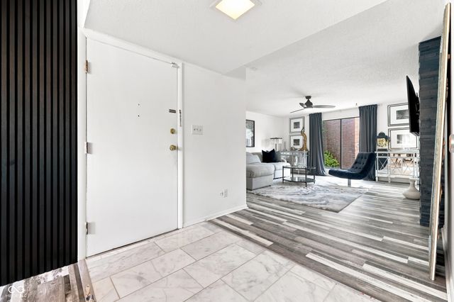 3042 Lake Shore Drive D, Indianapolis, IN 46205