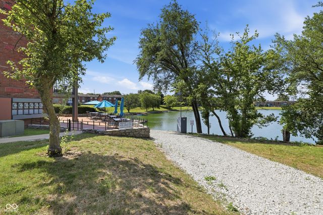 3042 Lake Shore Drive D, Indianapolis, IN 46205