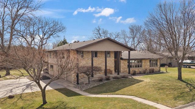 444 Winnebago Avenue, Portage, WI 53901