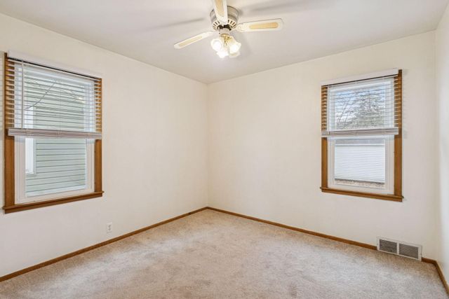 5157 Vincent Avenue N, Minneapolis, MN 55430