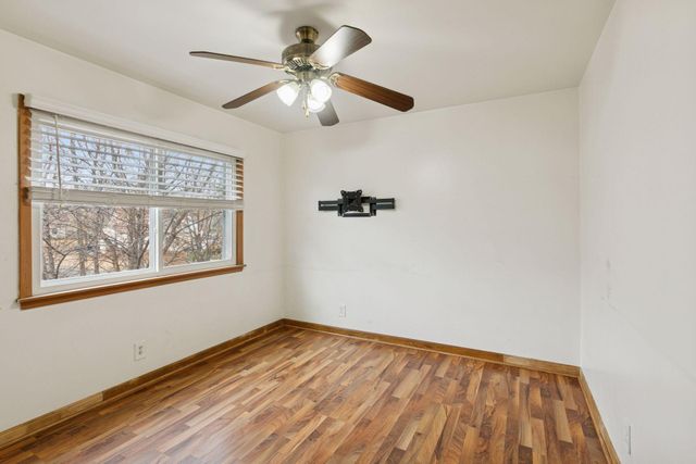 5157 Vincent Avenue N, Minneapolis, MN 55430