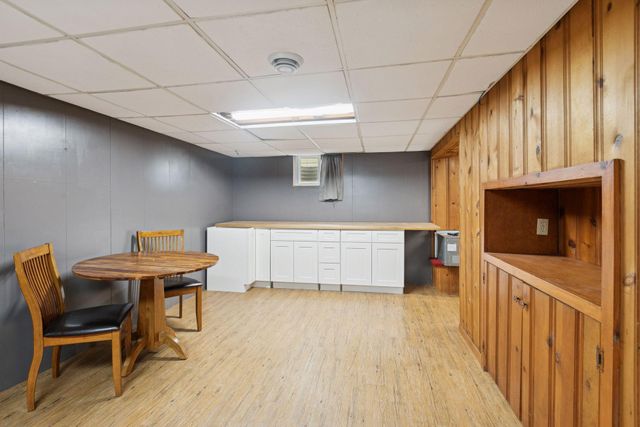 5157 Vincent Avenue N, Minneapolis, MN 55430