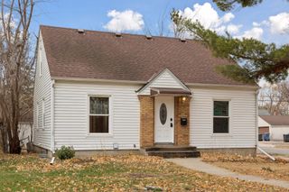 5157 Vincent Avenue N, Minneapolis, MN 55430