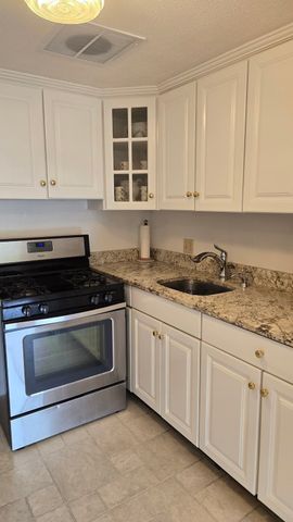 108 E Main St 10, Ayer, MA 01432