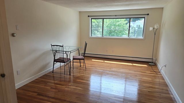 108 E Main St 10, Ayer, MA 01432