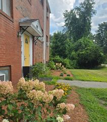 108 E Main St 10, Ayer, MA 01432