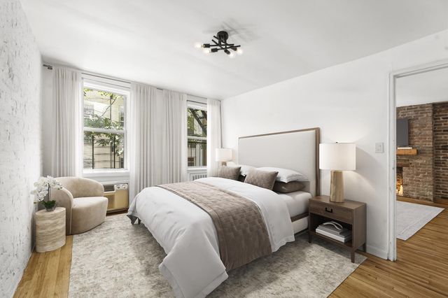 323 E 21st St Apt 4M, New York City, NY 10010