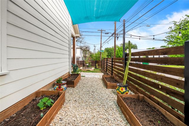 1600 Maple Ave 1, Austin, TX 78702