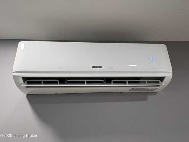 2936 Garey Ln, Louisville, KY 40216