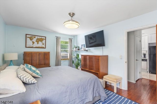 53 Sandra Circle 2, Westfield Town, NJ 07090