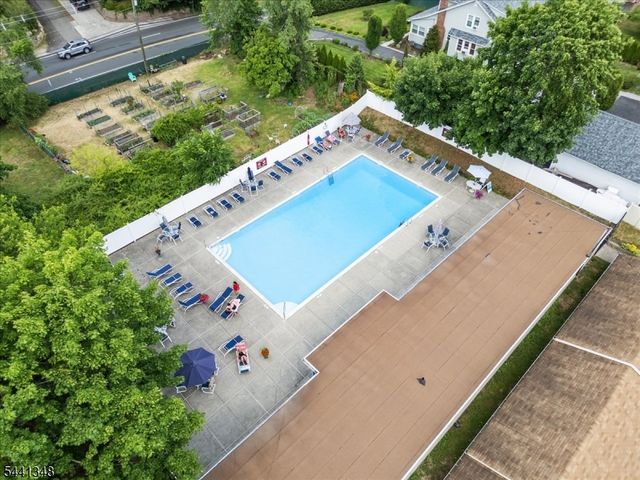 53 Sandra Circle 2, Westfield Town, NJ 07090