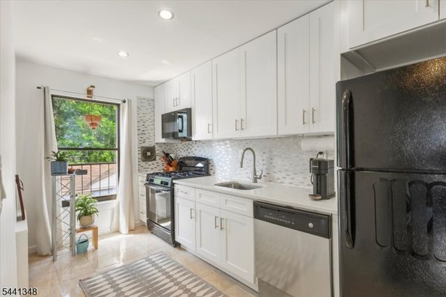 53 Sandra Circle 2, Westfield Town, NJ 07090