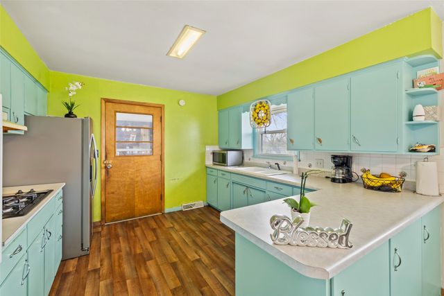 420 W Mclane Street, Osceola, IA 50213