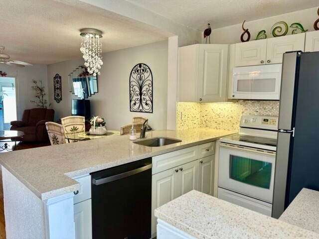 2151 NE 1st Court 105, Boynton Beach, FL 33435