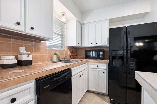 4803 Rollingwood Court, Garland, TX 75043