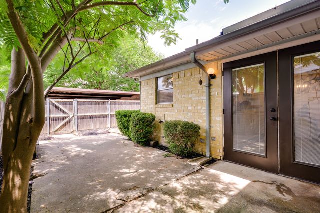 4803 Rollingwood Court, Garland, TX 75043