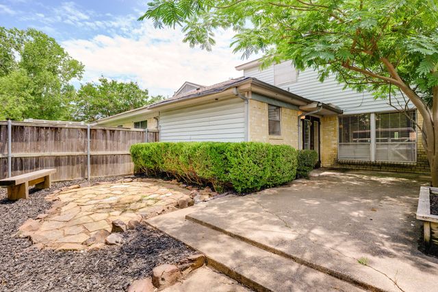 4803 Rollingwood Court, Garland, TX 75043