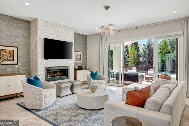 10 Arbor Shade Lane, Newnan, GA 30265