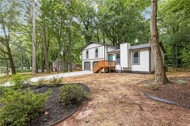 1097 Wildwood Lane, Lawrenceville, GA 30046