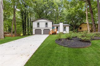 1097 Wildwood Lane, Lawrenceville, GA 30046