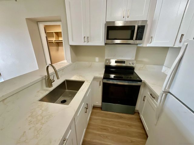 4060 Huerfano Ave 214, San Diego, CA 92117