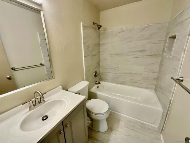 4060 Huerfano Ave 214, San Diego, CA 92117