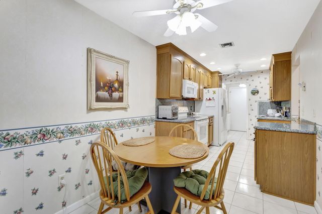 178 Ramblewood Circle, Royal Palm Beach, FL 33411