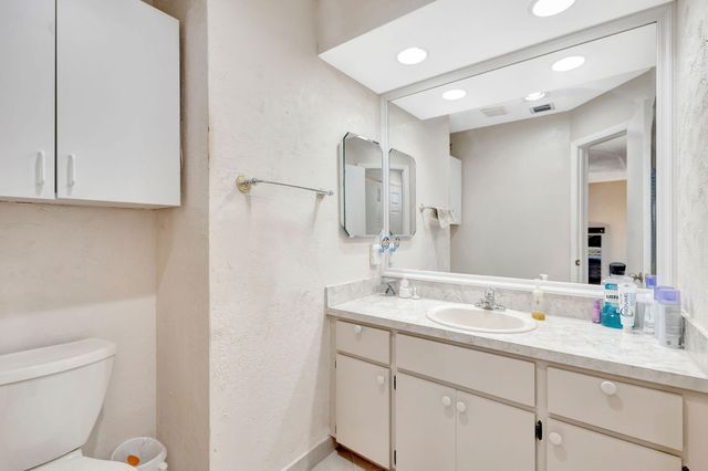 178 Ramblewood Circle, Royal Palm Beach, FL 33411