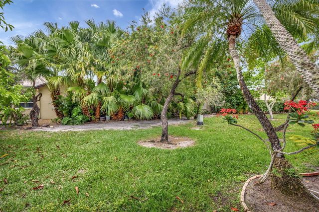 178 Ramblewood Circle, Royal Palm Beach, FL 33411