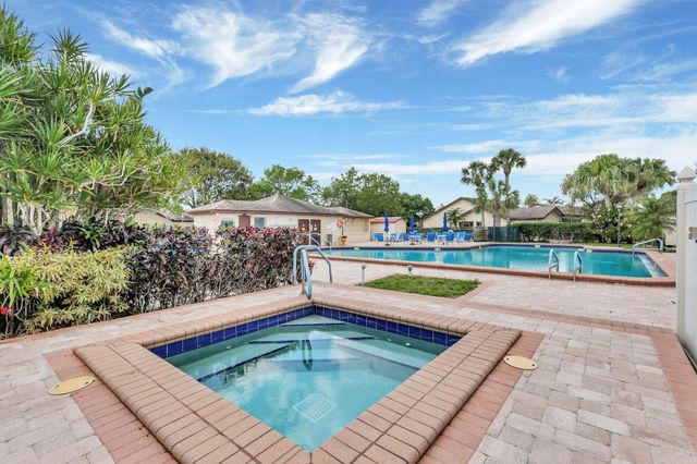 178 Ramblewood Circle, Royal Palm Beach, FL 33411