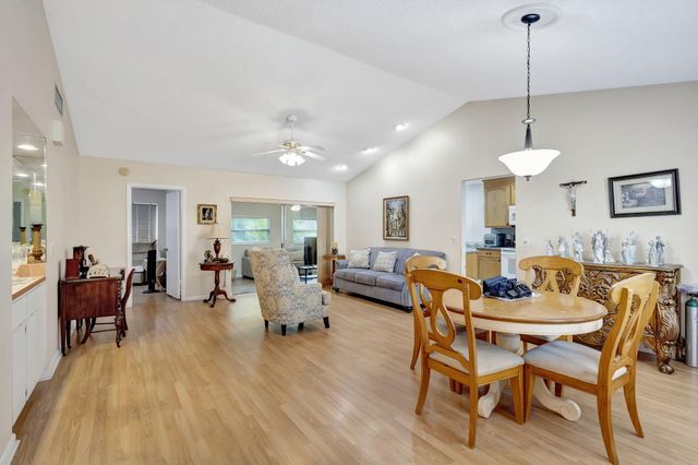 178 Ramblewood Circle, Royal Palm Beach, FL 33411