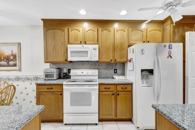 178 Ramblewood Circle, Royal Palm Beach, FL 33411