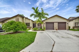 178 Ramblewood Circle, Royal Palm Beach, FL 33411
