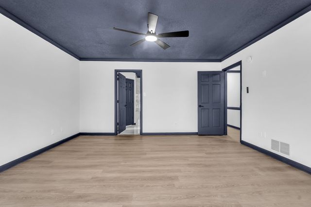 2744 SURREY PARK DR, Bartlett, TN 38134