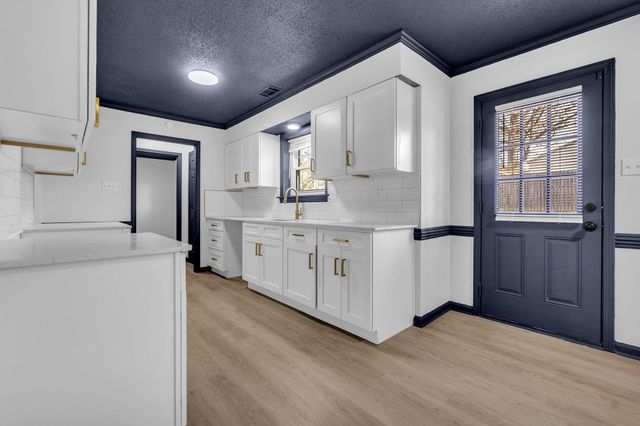 2744 SURREY PARK DR, Bartlett, TN 38134