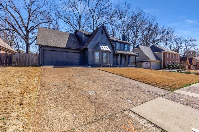 2744 SURREY PARK DR, Bartlett, TN 38134