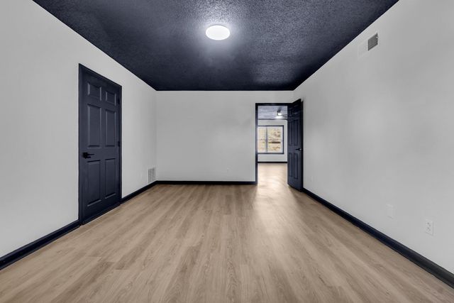 2744 SURREY PARK DR, Bartlett, TN 38134