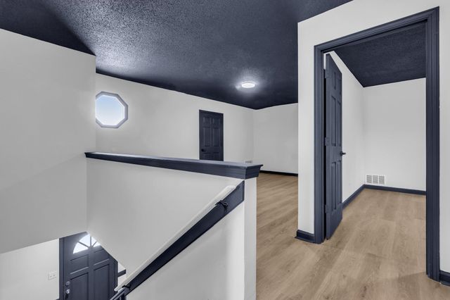 2744 SURREY PARK DR, Bartlett, TN 38134